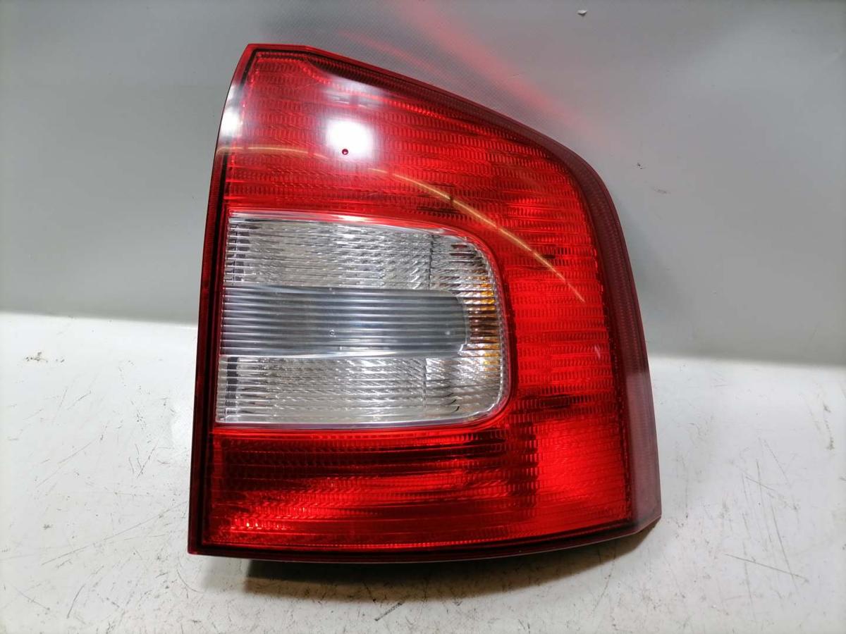 Skoda Octavia 2 1Z original R&uuml;cklicht R&uuml;ckleuchte rechts Kombi Facelift BJ12